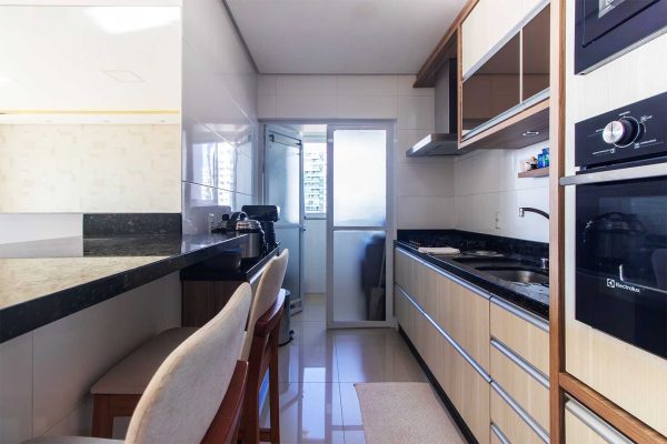Cozinha mobiliada